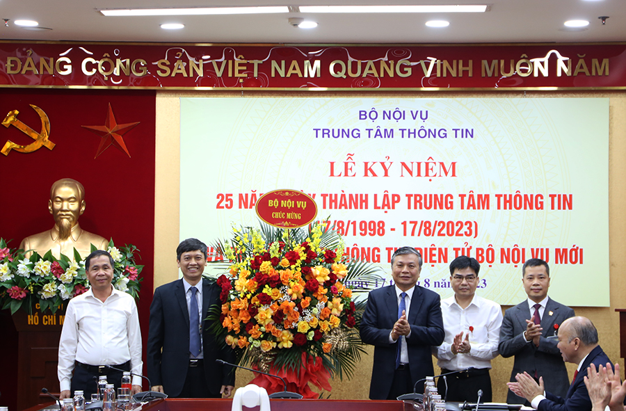 Lễ kỷ niệm 25 năm Ngày thành lập Trung tâm Thông tin - Bộ Nội vụ (17/8/1998 - 17/8/2023) và ra mắt Cổng thông tin điện tử Bộ Nội vụ mới